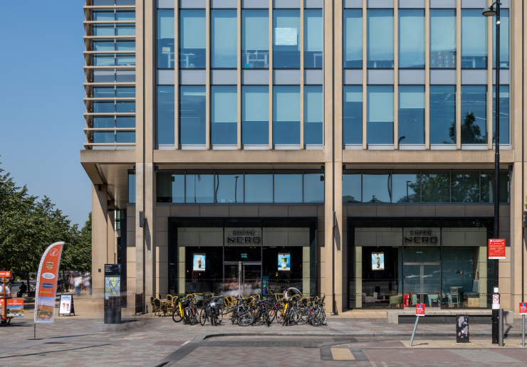 Caffè Nero at the foot of One Station Square